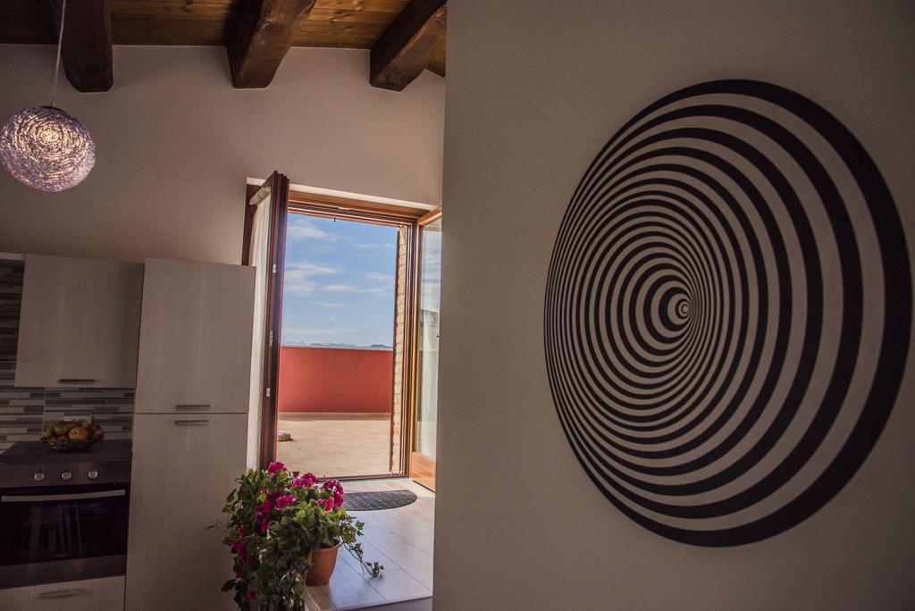 Bed and Breakfast Dimora Rosso Piceno Оффида Номер фото